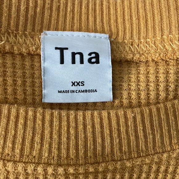 TNA cropped waffle long sleeve size XXS - Picture 3 of 3